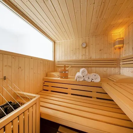 Near Arena Wildkogel シャレー *