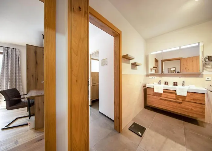 Near Arena Wildkogel Domek alpejski Neukirchen am Großvenediger